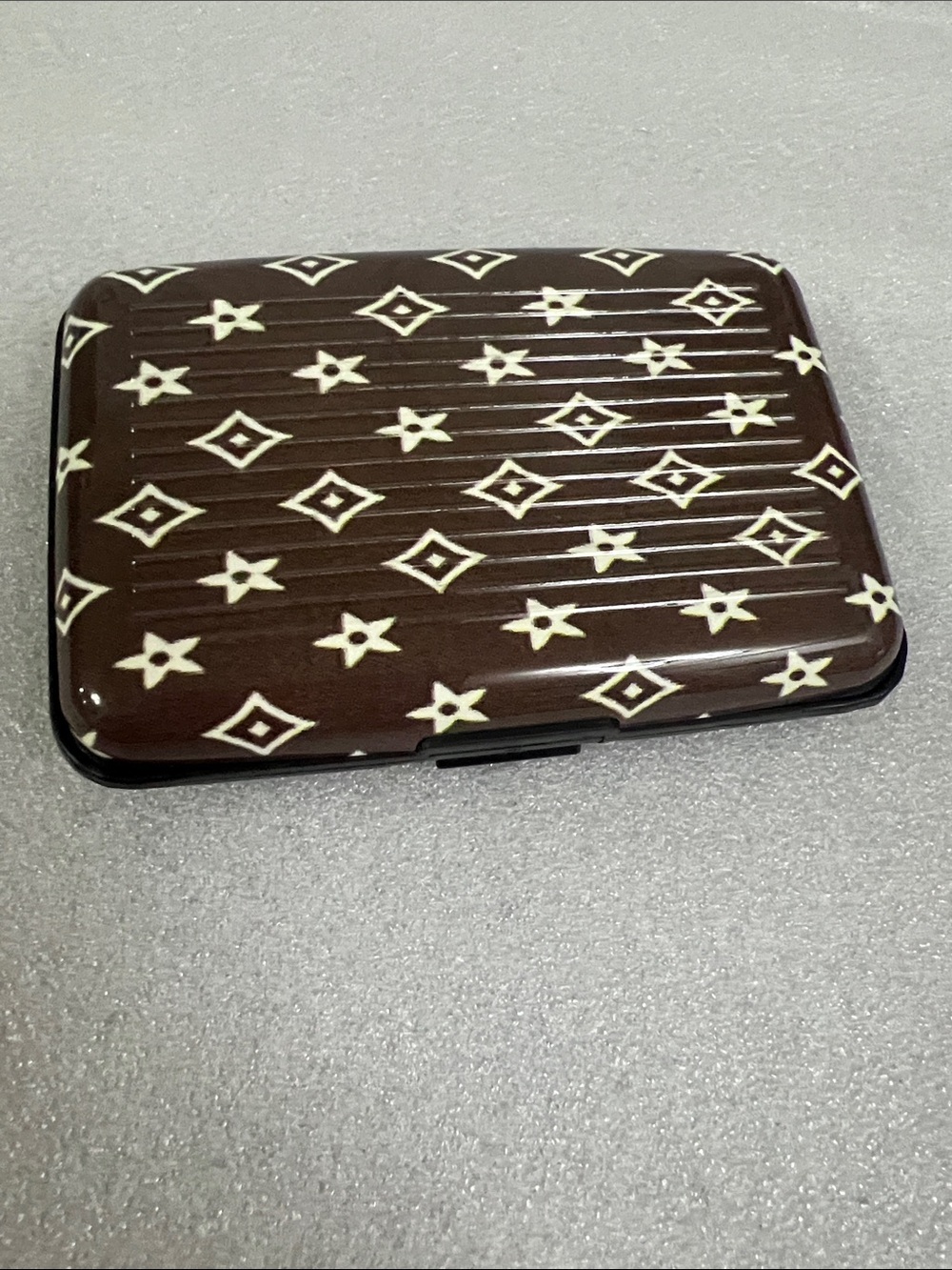 Brown Patterned Card Case Wallet Plastic